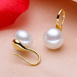 Simple Pearls earrings