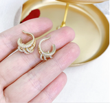 Mini Huggie hoop chain ear clip